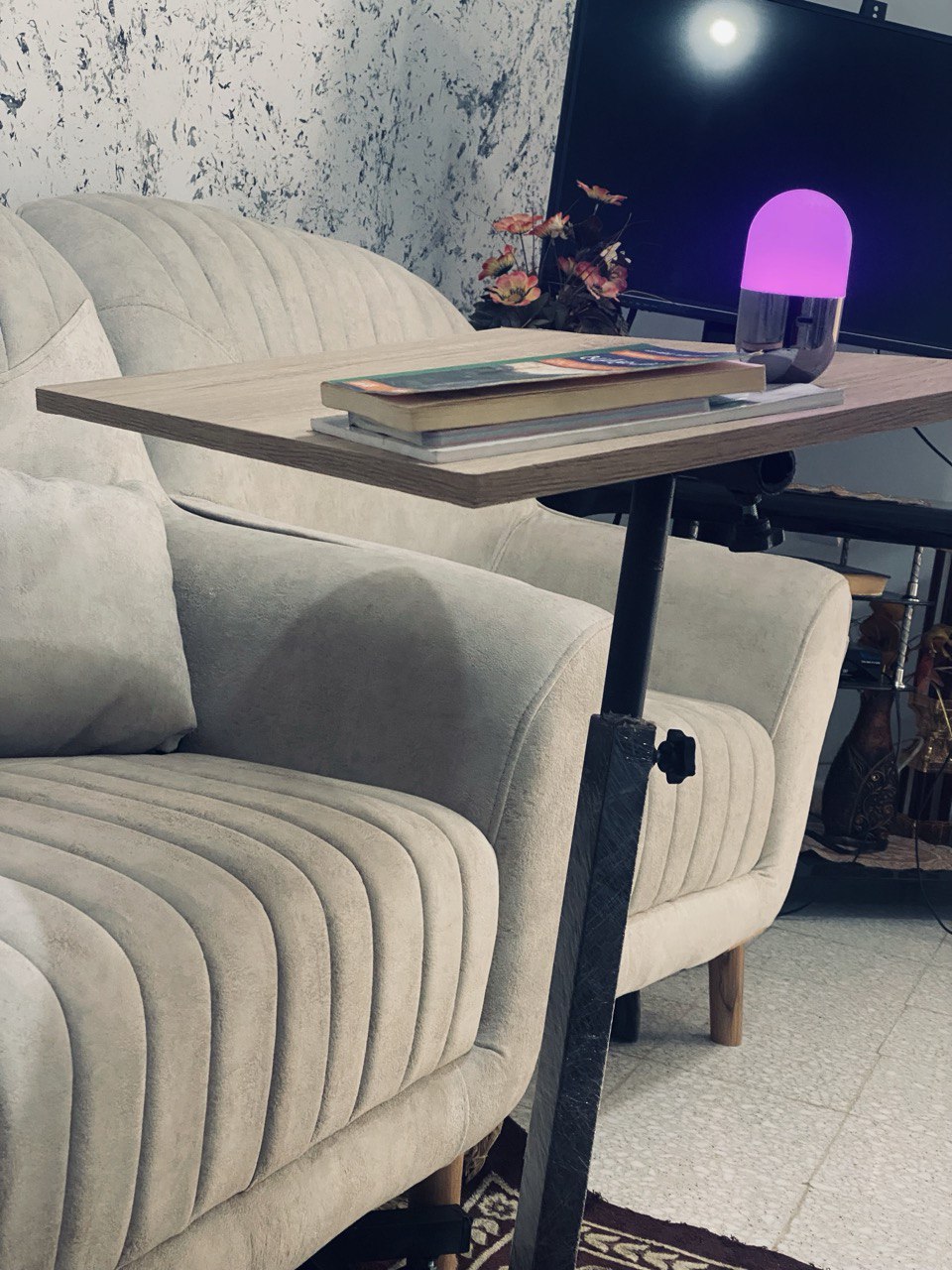 طاولة متعددة الخدمات