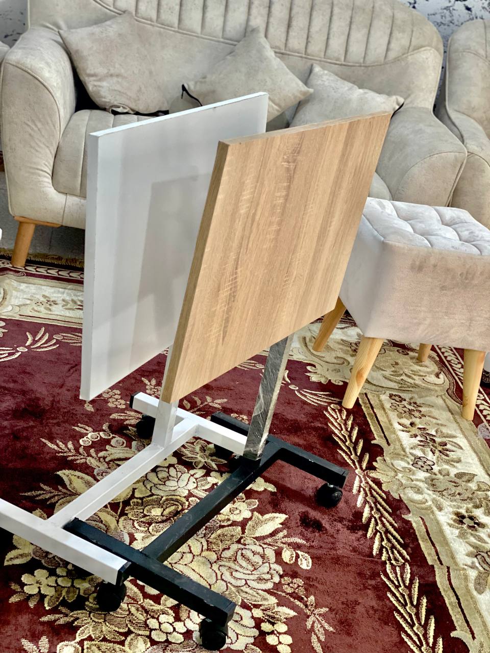 طاولة متعددة الخدمات