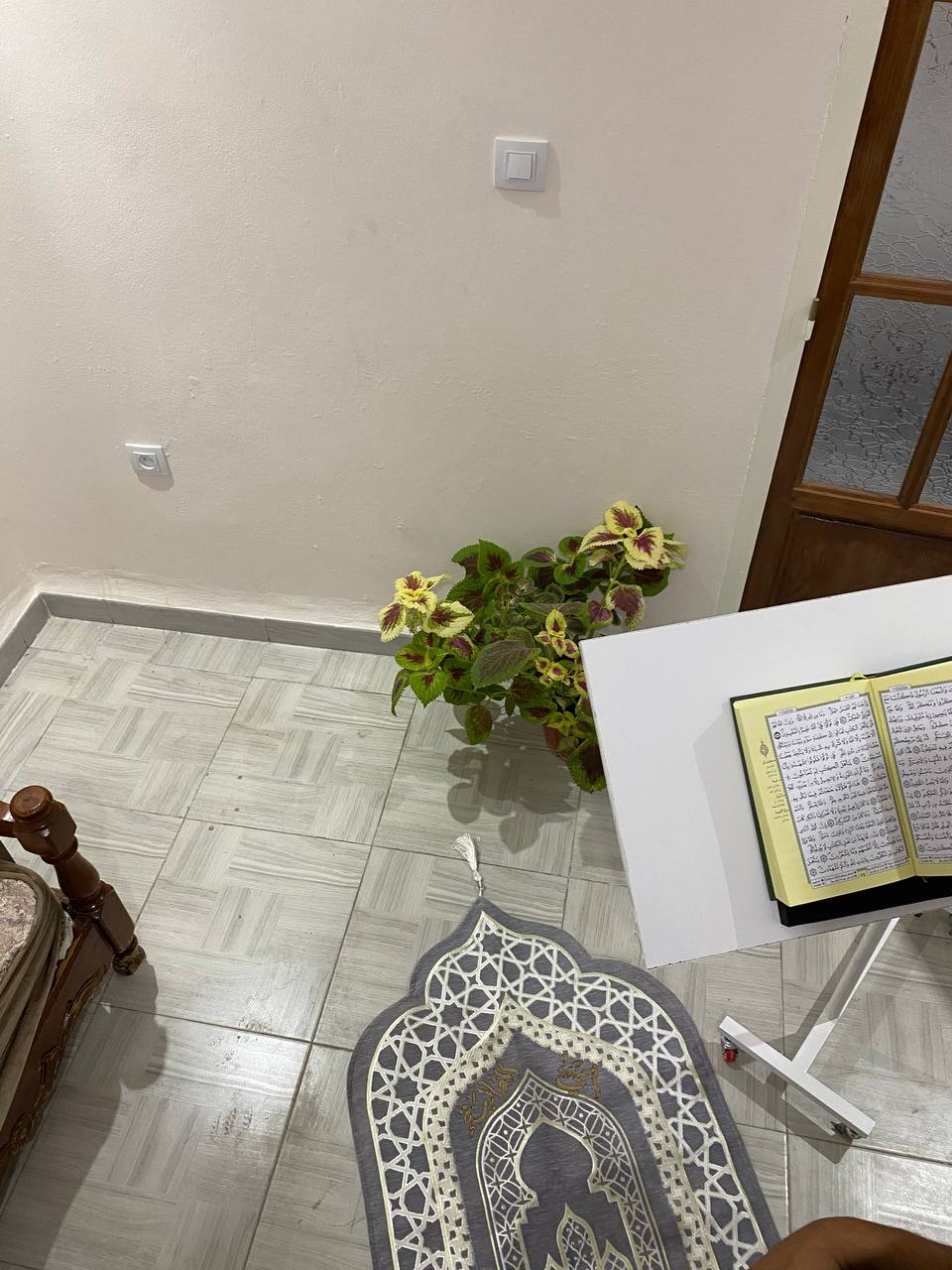 طاولة متعددة الخدمات